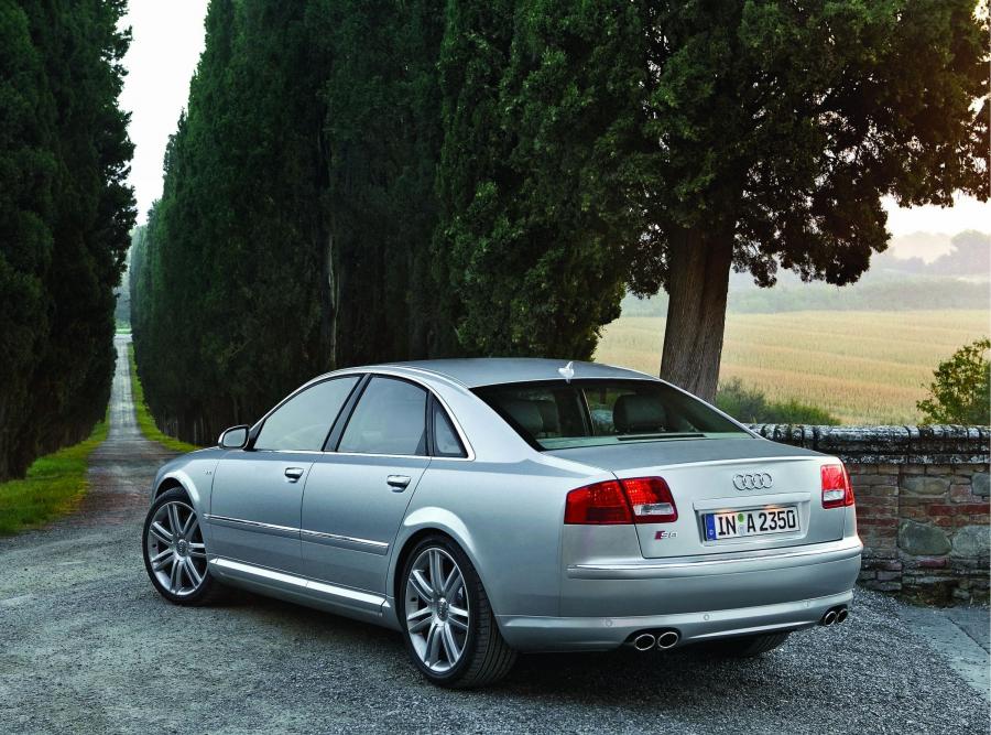  Audi S8 (D3) 2005 года  (WW) (фото 44 из 61)